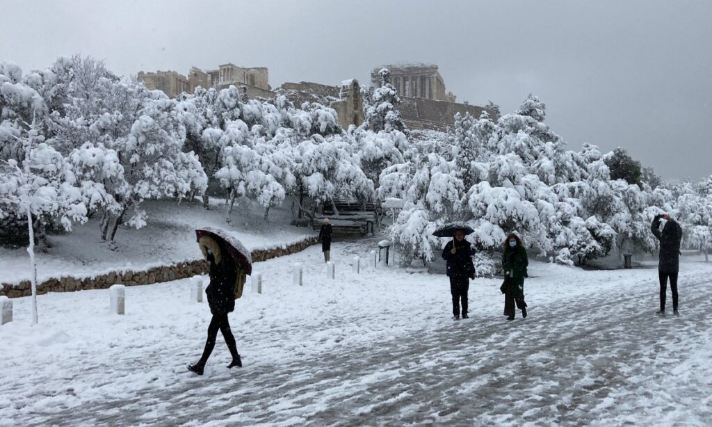 Πότε θα χιονίσει στην Αθήνα - Τρελάθηκε ο καιρός;