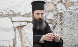 Ο άνθρωπος του Θεού: Πότε κάνει πρεμιέρα στο Netflix